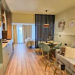 Bse Experience Apartment